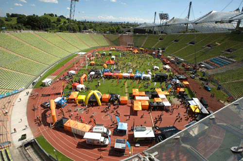 Boulderweltcup 2010: Blick hinunter ins Olympiastadion