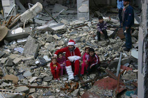 Syrian families can't celebrate because their homes are destroied Syrian families can't celebrate because their homes are destroied