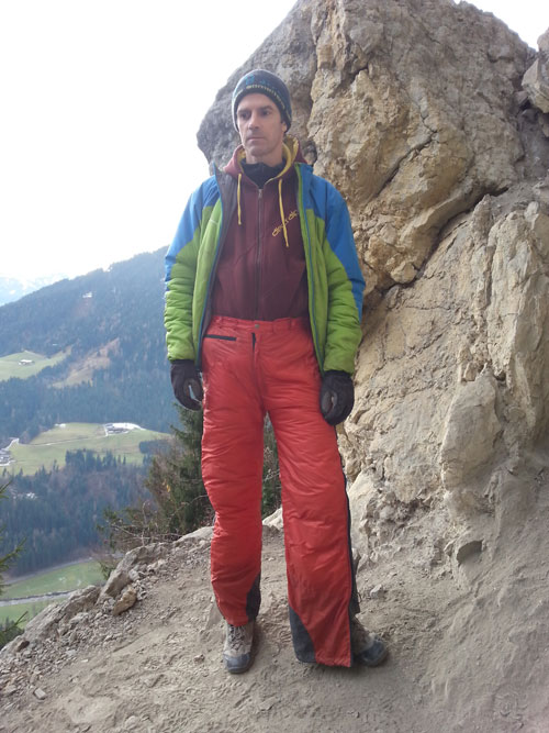 Alles von DIRECTALPINE: Jacke "Belay", Hose "Lhotse", Hoodie "Gobi", Mütze "Kameny"