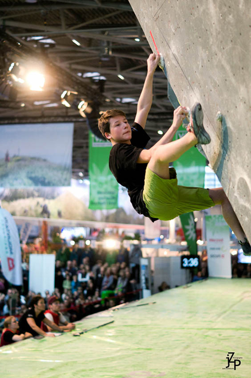 Der junge Philipp Gassner (Bad Tölz) schnitt auf dem CLIMB FREE erwartungsgemäß sehr gut ab. Verbesserung seiner Wettkampftaktik und seiner Hüftbeweglichkeit könnte ihn in die deutsche Wettkampfelite katapultieren; Foto: KVB